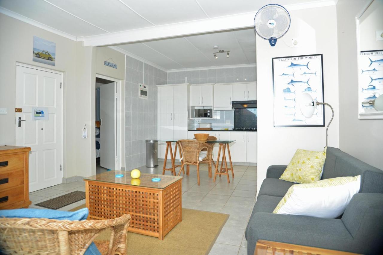 Billfish Apartments Баллито Экстерьер фото