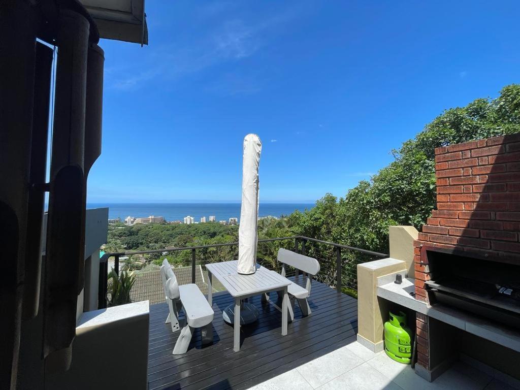 Billfish Apartments Баллито Экстерьер фото